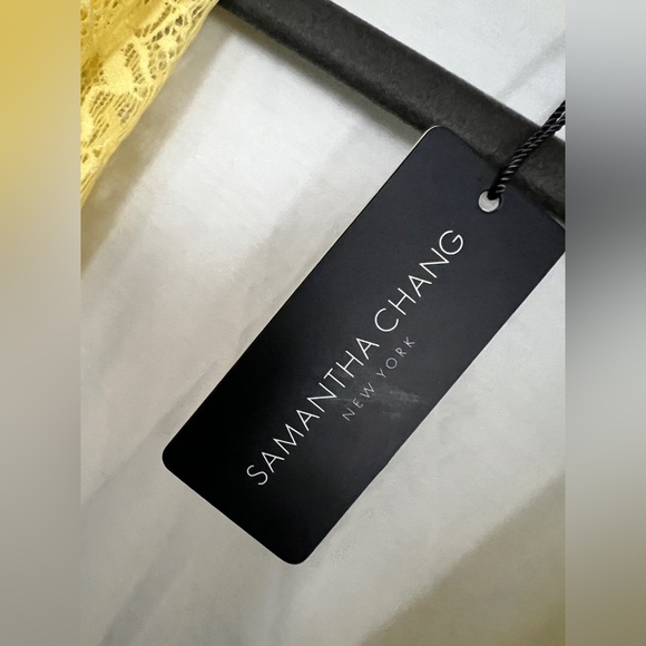 Samantha Chang- Lace Front Robe - Ivory and Buttercup - M - Picture 7 of 8